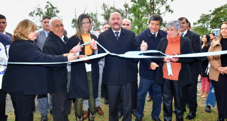 Insfrán habilitó obras de refacción y ampliación del Centro de Investigaciones y Transferencia (CIT)