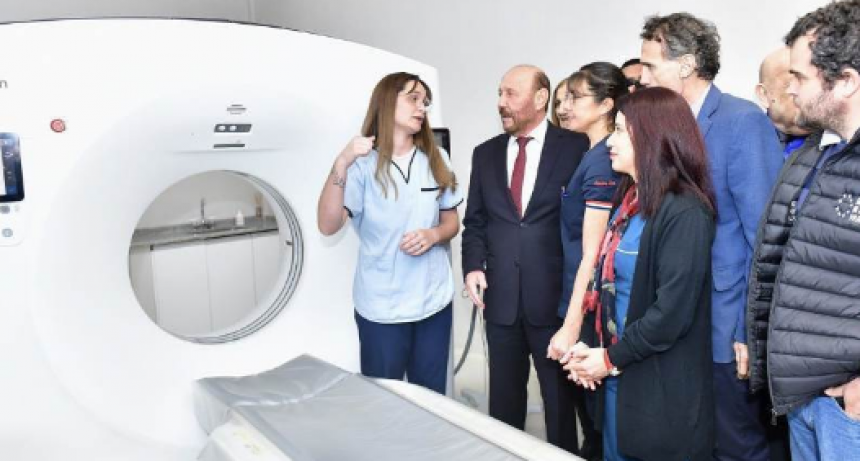 El Gobernador inauguró el nuevo Hospital Distrital de Laguna Blanca