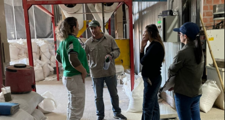 El MPyA visitó empresas agropecuarias de la provincia