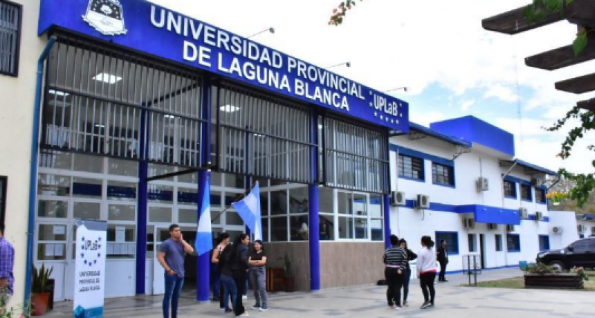 Histórico: Comenzaron las clases de Enfermería en la Universidad Provincial de Laguna Blanca