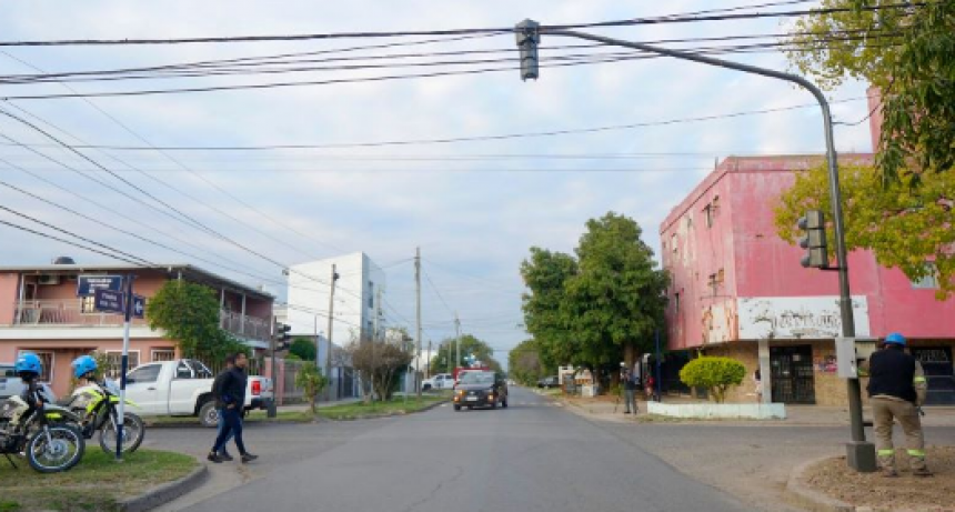 El municipio habilitó nuevo semáforo en la intersección de las calles Pringles y Fuerza Aérea