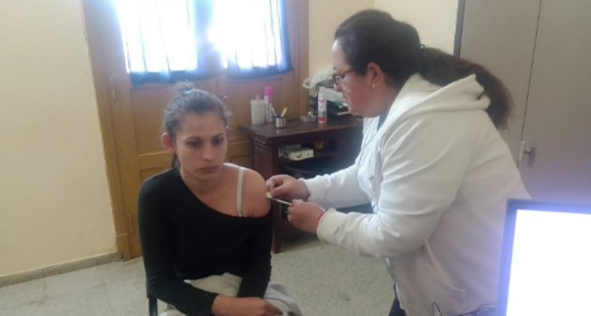 Hospital de Pozo del Tigre: Intensificó la vacunación contra la hepatitis B a lo largo de julio