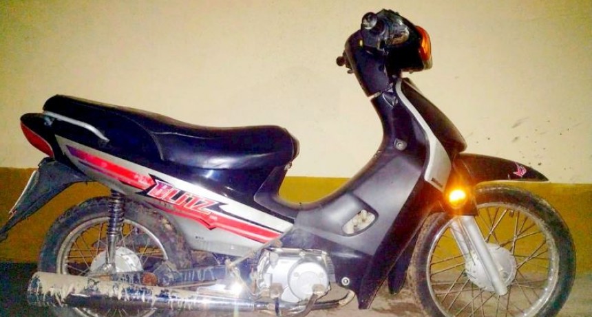 La Policía recuperó cuatro motos y evitó la sustracción de otra; hay un detenido