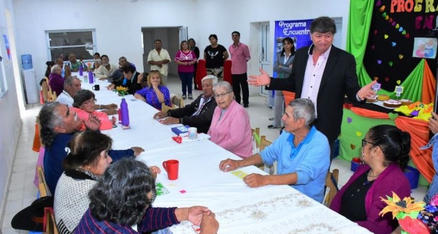 Pensionados del barrio Eva Perón visitaron Casa de la Solidaridad del Guadalupe