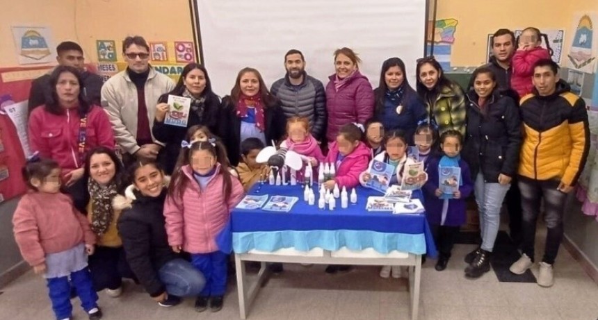 Charla sobre dengue para jardineritos de Pozo del Tigre