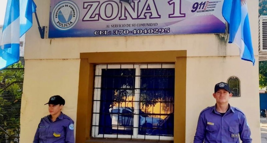 Detuvieron a dos mujeres por llevar prendas de vestir sin pagar de una tienda