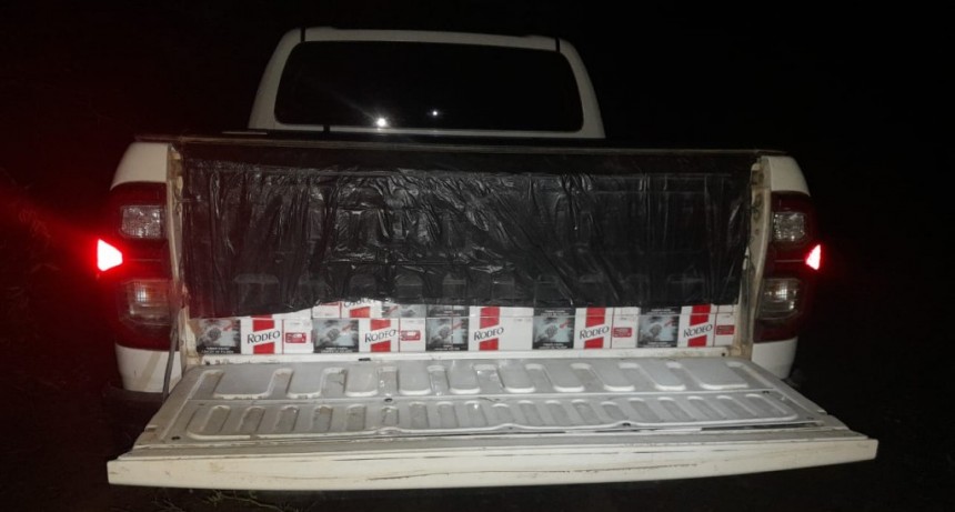 La Policía secuestró un cargamento de cigarrillos por un valor cercano a los 47 millones de pesos y una camioneta