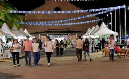 El Mercado Comunitario se transforma en una gran kermés infantil para celebrar el Mes de la Niñez