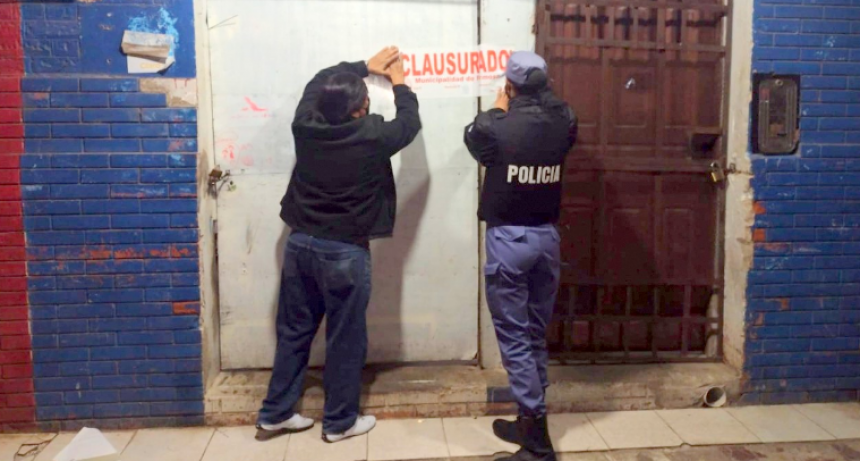 Dos sujetos robaron el celular a una mujer de 70 años y terminaron en la comisaría