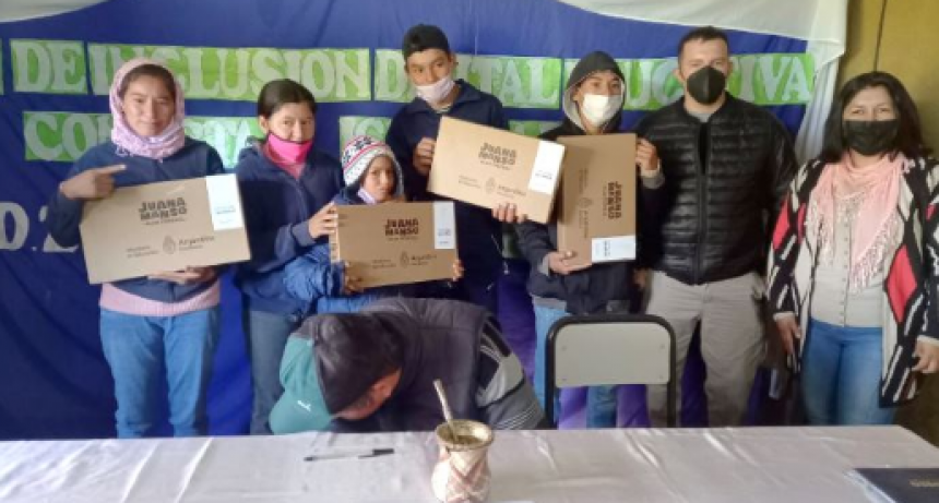 Ponen en valor la entrega de netbooks a estudiantes en toda la provincia