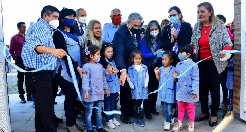 Basterra: La cifra de 1439 obras educativas “refleja el sentido de equidad en el territorio”