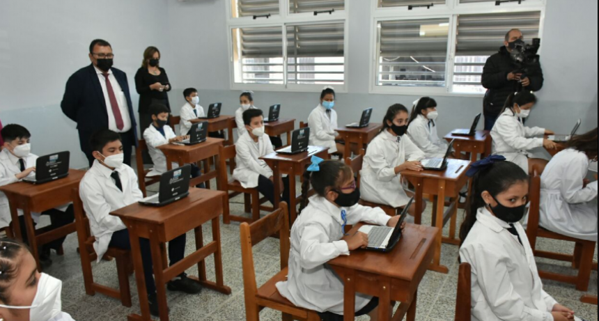 Este martes se implementará la extensión horaria en las escuelas de nueve delegaciones