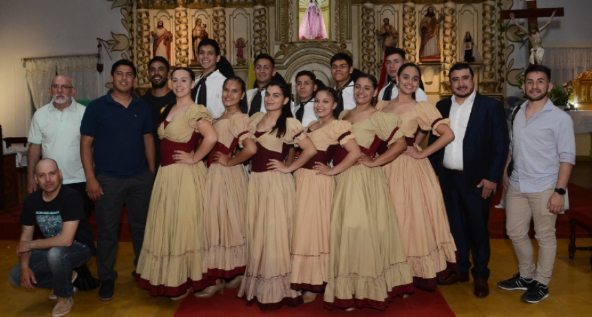 Estampas Norteñas participó de festival folklórico en Paraguay