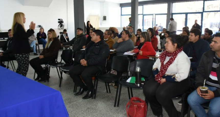 Se concretó una capacitación sobre implementación del Programa Fomentar Empleo