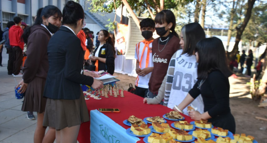 El Centro Polivalente de Arte inició las actividades por el Día del Folklore Argentino
