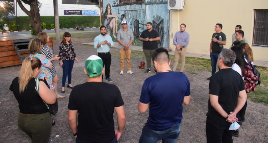 Responsables de distintas área municipales recorrieron el paseo Ferroviario ultimando detalles para el mega evento A Toda Costa