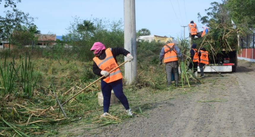 El Municipio arrancó tareas integrales en los barrios 1° de Mayo, Luján, Juan D. Perón y El Porvenir