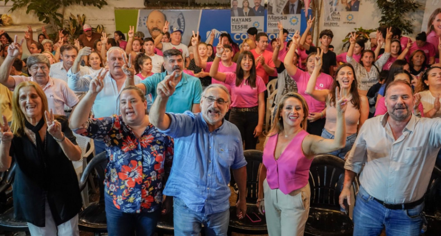 Continúan las reuniones de precandidatos de Unión por la Patria con vecinos de la ciudad