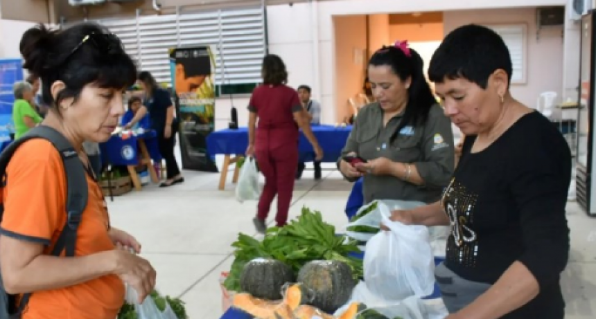 Exitosas ventas en las dos ferias paipperas de este viernes