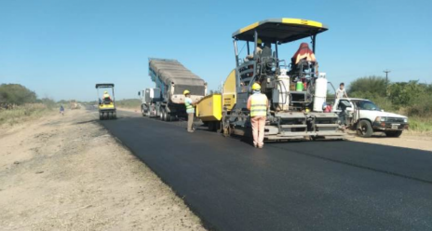 Vialidad Provincial realiza obras en el acceso de Gran Guardia