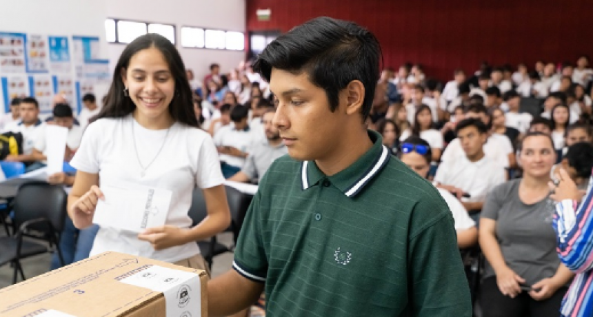 Galarza se refirió a la importancia de los talleres de Voto Joven