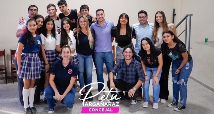 Charlas sobre Vínculos Afectivos Saludables para estudiantes de colegios secundarios.