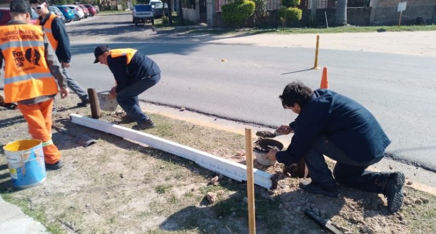 El municipio coloca vallas de protección en el Paseo Ferroviario