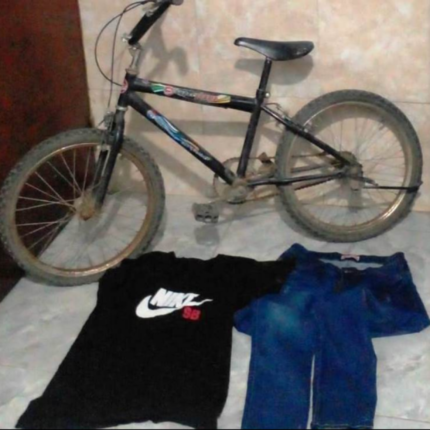 Dos sujetos robaron objetos y fueron detenidos por la Policía