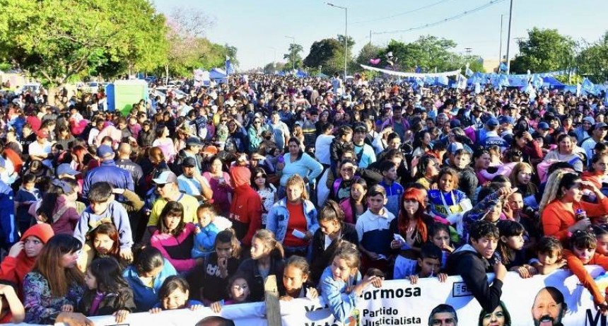 Mes de las Infancias: En un marco de alegría y de masiva concurrencia se desarrolló la primera jornada de festejos