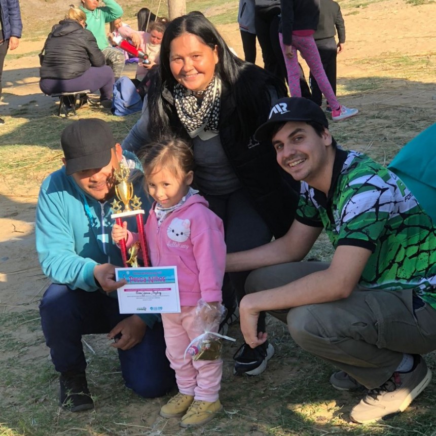 Con nutrida participación se desarrolló la segunda edición de “Pesca Niños”