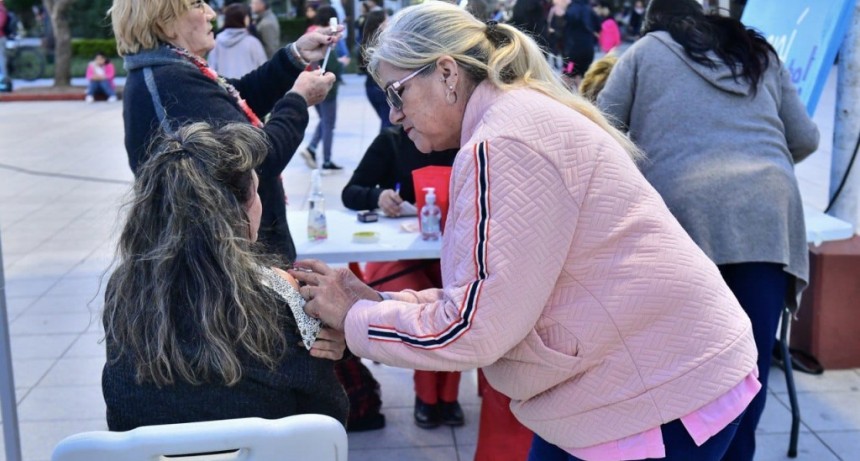 COVID-19: Ante el incremento de casos, instan al cuidado y a completar el esquema de vacunación