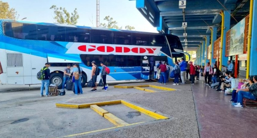 Nueva Godoy retomará el servicio de transporte hacia Gran Guardia