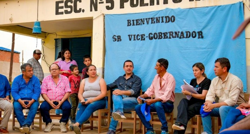 El vicegobernador Solís recorrió comunidades y se reunió con vecinos del oeste provincial
