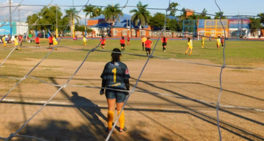 Valoran anuncio de refacción de instalaciones del Club Defensores de Villa del Rosario