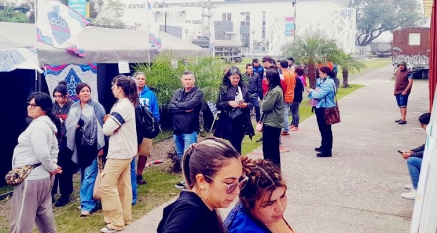 Con muy buena convocatoria arrancaron las inscripciones para la gran feria de “A Toda Costa”