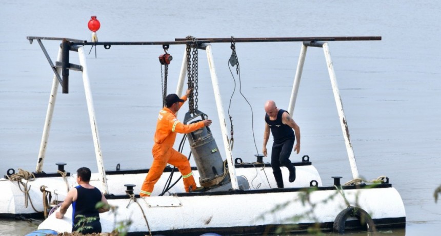 Detallan los trabajos que se realizan ante la bajante del río Paraguay