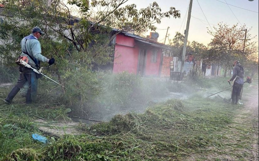 LA COMUNA MANTIENE EN PIE TRABAJOS EN ESPACIOS VERDES DE LA CIUDAD