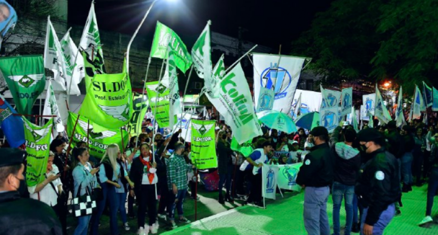 Masiva convocatoria en repudio al atentado sufrido por Cristina Fernández