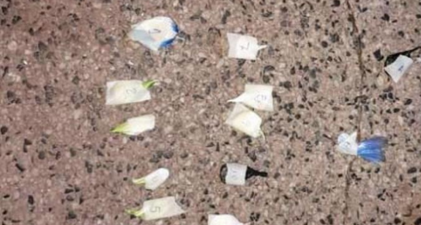 Un sujeto fue aprehendido con más de diez envoltorios con cocaína en el barrio Vial