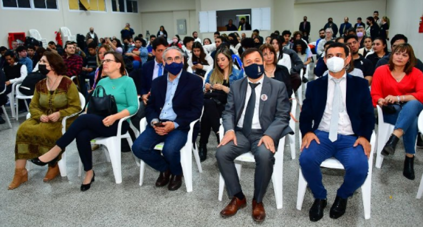 Realizaron acto y reconocimiento a docentes de arte