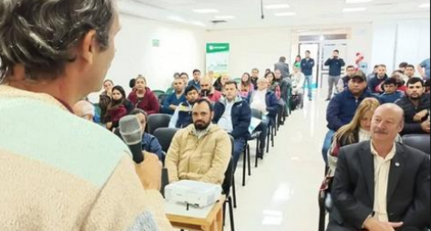 Tiene lugar en la UNaF una jornada de divulgación en reproducción animal