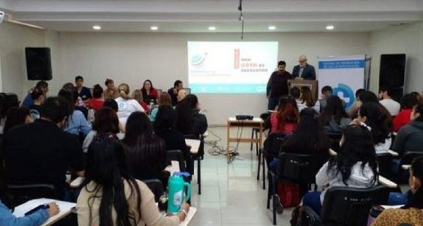 Tuvo lugar en la UNaF charla sobre donación de sangre y médula ósea