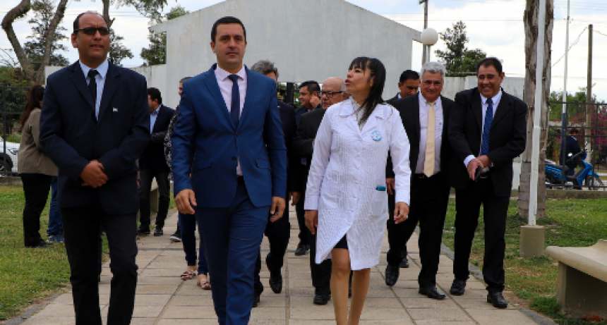 El vicegobernador acompañó los festejos por el 96° aniversario de Laguna Naineck