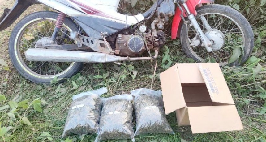 Detuvieron a un hombre que transportaba cerca de tres kilos de marihuana