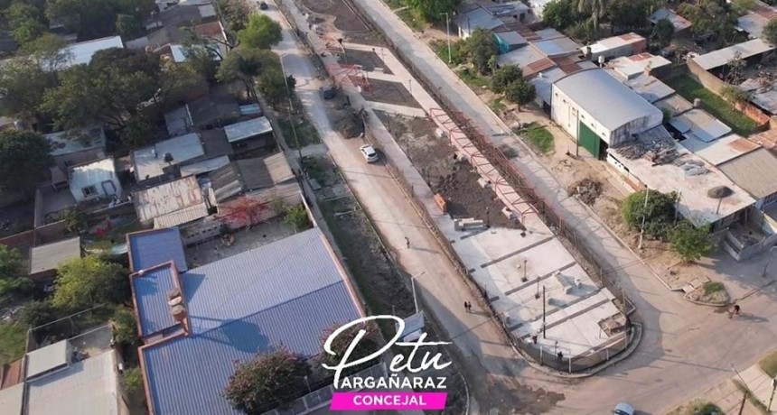 Avances en la obra del Paseo de los Artesanos en el B° Simón Bolívar