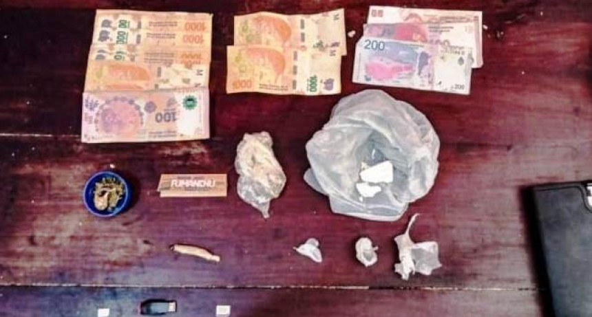 Detienen a dos mujeres con cocaína apta para fabricar 70 dosis en el barrio Solares Las Rosas.