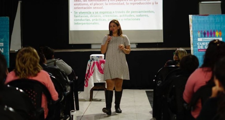 Con notoria participación, se realizó el tercer encuentro de la Escuela Municipal de Formación Popular en Género