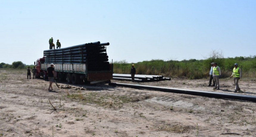 Avanza a buen ritmo la obra del acueducto a Subteniente Perín