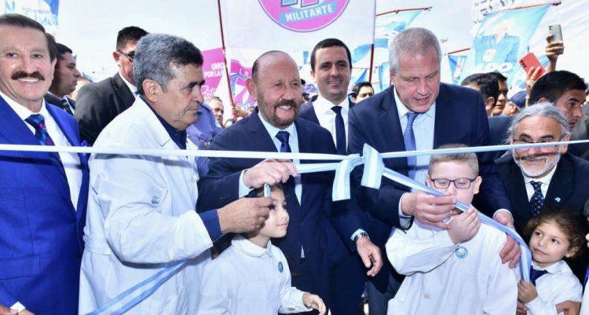El gobernador Insfrán inauguró la obra educativa 1500 de su gestión