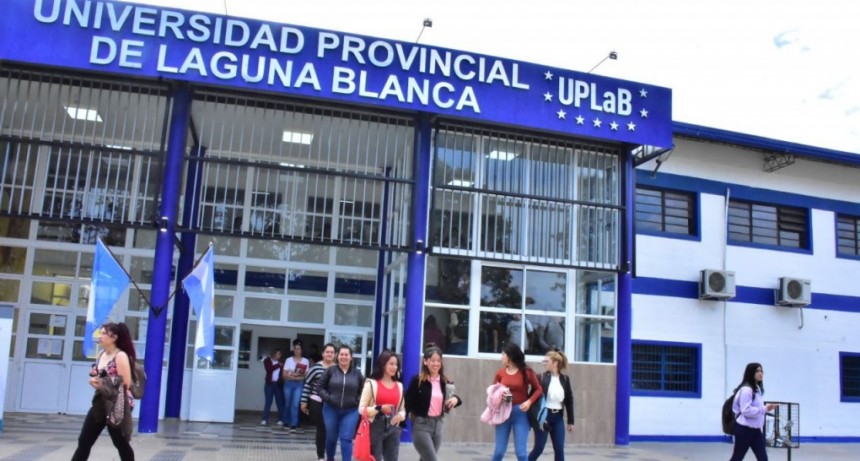 Beneplácito por la validación de las carreras de Medicina y Licenciatura en Enfermería en la UPLaB